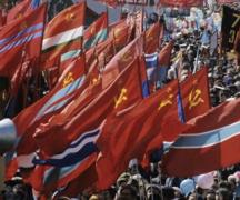 Красный бант - Символ победы советского народа в Великой Отечественной войне А почему красный цвет