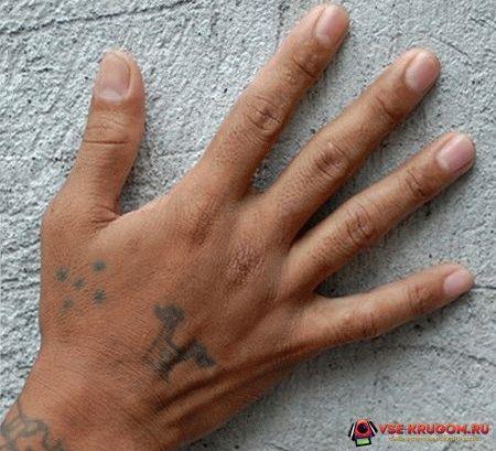 Bedeutung 3 punkte tattoo Maori