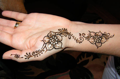 Download 63+ Gambar Henna Pergelangan Tangan  HD